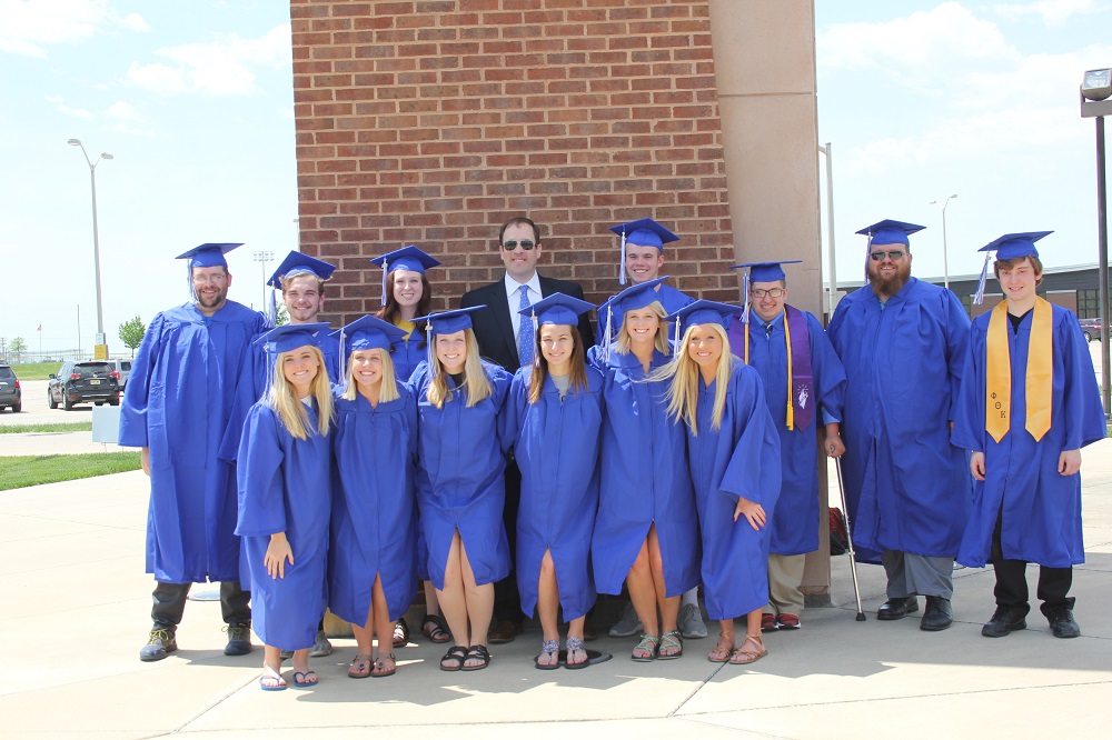 2018 Graduates with president George Evans